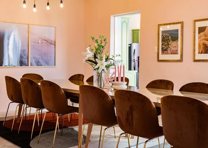 Artistic Haven In Roma Norte With Outdoor Dining